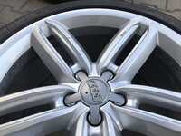 Alu kolo originál AUDI 8.5x20" ET43, 5x112x66.5 a Pirelli Winter 240 SottoZero II 255/40 R20 101V XL FR AO 60%