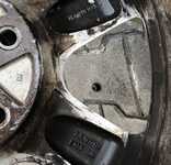 Alu kolo originál VW 7.5x17" ET55, 5x120x65 a Pirelli P7 235/55 R17 99W 10%