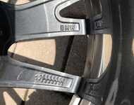 Alu kolo originál BMW 7x17" ET47 5x112x66.5 a Pirelli Winter 210 Snowcontrol III 195/55 R17 92H * 80% + čidla tlaku TPMS