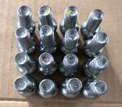 Šrouby na originální kola 14x1.5x27