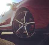 HYUNDAI I30N jsme obuli na Alu kolo RONAL R62 Red 8x19“ ET50, 5x114.3x67 a Pirelli PZero 235/35 R19 91Y