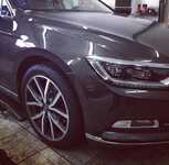 VW PASSAT jsme obuli na Alu kolo RONDELL 8x18“ ET35, 5x112x57 a Riken Ultra High Performance 235/45 R18 98Y