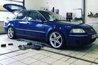 VW PASSAT jsme obuli na Alu kolo originál AUDI 8x18" ET40 5x112x57 a Saetta Touring 2 225/40 R18 92Y XL