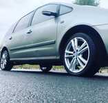 VW SHARAN jsme obuli na Alu kolo originál AUDI 7x18" ET43, 5x112x57 a Saetta Touring 2 225/40 R18 92Y XL