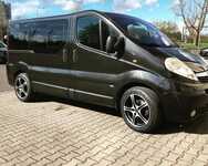 OPEL VIVARO jsme obuli na Alu kolo originál RONAL 8x18" 5x118x71 ET45 a Tracmax X-Privilo TX-3 235/50 R18 101Y
