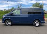 VW T6 jsme obuli na Alu kolo Tomason TN3 8x17" ET30, 5x120x65 a Tracmax X-privilo TX3 235/55 R17 103W XL
