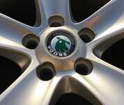 Alu kolo originál ŠKODA 7x16" ET45 5x112x57 a Pirelli Cinturato Winter 205/55 R16 94H XL 70%