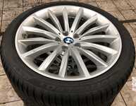 Alu kolo originál BMW 5x112x66.5 Přední 8x19" ET30 a Pirelli Winter SottoZero III 245/40 R19 98V * RFT 60%, Zadní 9x19" ET44 a Pirelli Winter SottoZero III 275/35 R19 100V * RFT 50% + čidla tlaku TPMS