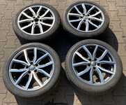 Alu kolo RONDELL 8x18“ ET35, 5x112x66.5 a Dunlop SP Sport Maxx RT 2 235/45 R18 98Y XL 40%
