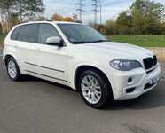 BMW X5 jsme obuli na Alu kolo originál BMW 9x19" ET48, 5x120x74 a Bridgestone Blizzak LM-25 4x4 255/50 R19 107V RFT *