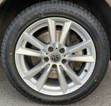 VW T6 jsme obuli na Alu kolo originál BMW 5x120x74 8.5x18" ET48 a Sailun Ice Blazer Alpine EVO 255/45 R18 103V XL