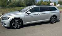 VW PASSAT jsme obuli na Alu kolo originál VW 7x17" ET46 5x112x57 a Continental ContiEcoContact 6 215/55 R17 94V ContiSeal