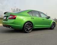 ŠKODA OCTAVIA jsme obuli na Alu kolo CMS 8x19“ ET47, 5x112x57 a Pirelli P Zero 225/35 R19 88Y