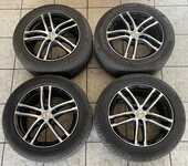 Alu kolo DEZENT 7x17" ET42, 5x108x65 a Lassa Revola 225/55 R17 101Y XL 80%