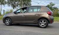DACIA SANDERO jsme obuli na Alu kolo AEZ 6.5x15" ET38, 4x100x60 a Lassa Multiways 2 185/65 R15 92V XL