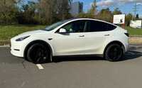 TESLA MODEL Y jsme obuli na Alu kolo AVUS 9.5x19“ 5x114.3x64 ET45 a Bridgestone Blizzak 6 255/45 R19 104W XL + čidla tlaku TPMS