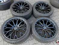 Alu kolo originál MERCEDES AMG 5x112x66.5, Přední 9.5x21" ET56 a Pirelli P Zero Winter 265/35 R21 101W XL MO 70%, Zadní 11x21" ET67 a Pirelli P Zero Winter 295/30 R21 102V XL MO 30% + čidla tlaku TPMS