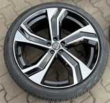 Alu kolo originál VOLVO 9x22" 5x108x63.3 ET38.5 a Pirelli Scorpion Verde 275/35 R22 104W XL 80%
