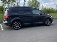 VW TOURAN jsme obuli na Alu kolo ARCEO 7,5x17“ ET40, 5x112x57 a Lassa Driveways Sport + 225/45 R17 94Y XL