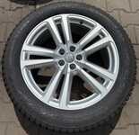 Alu kolo originál AUDI 8x20" ET28, 5x112x66.5 a Nokian Tyres Snowproof 2 255/50 R20 109V XL 99% 