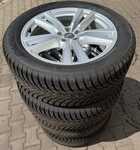 Alu kolo originál AUDI 8x20" ET28, 5x112x66.5 a Nokian Tyres Snowproof 2 255/50 R20 109V XL 99% 