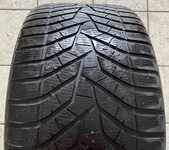 Alu kolo originál BMW X5 a X6 Přední 5x120x74 10x21" ET40 a Yokohama BluEarth Winter V905 285/35 R21 105V XL 50%, Zadní 5x120x72,5 11.5x21" ET38 a Yokohama BluEarth Winter V905 325/30 R21 108V XL 50% + čidla tlaku TPMS