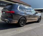 BMW X7 jsme obuli na Alu kolo HRS Přední 5x112x66.5 9.5x22" ET32 a Kumho Ecsta PS71 275/40 R22 108Y XL, Zadní 5x112x66.5 10.5x22" ET43 a Kumho Ecsta PS71 315/35 R22 111Y XL + čidla tlaku TPMS