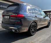 BMW X7 jsme obuli na Alu kolo HRS Přední 5x112x66.5 9.5x22" ET32 a Kumho Ecsta PS71 275/40 R22 108Y XL, Zadní 5x112x66.5 10.5x22" ET43 a Kumho Ecsta PS71 315/35 R22 111Y XL + čidla tlaku TPMS
