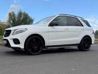 MERCEDES GLE-Class jsme obuli na Alu kolo LORINSER 10x22" ET65, 5x112x66.5 a Falken Azenis FK510 295/30 R22 103Y + čidla tlaku TPMS