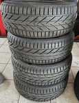 Toyo Snowprox S953 215/50 R18 92V