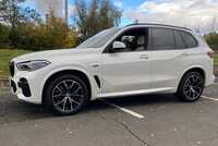 BMW X5 jsme obuli na Alu kolo HRS Přední 5x112x66.5 9x20" ET35 a Pirelli Scorpion Winter 275/45 R20 110V XL RFT, Zadní 5x112x66.5 10.5x20" ET40 a Pirelli Scorpion Winter 305/40 R20 112V XL RFT + čidla tlaku TPMS
