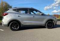 MG ZS jsme obuli na Alu kolo RC DESIGN 6.5x16" ET41 5x100x56 a Tracmax X-Privilo S-130 205/60 R16 96H XL + čidla tlaku TPMS