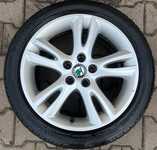 Alu kolo originál ŠKODA 6.5x16" ET43, 5x100x57 a Altenzo Sports Comforter 205/45 R16 87W 50%