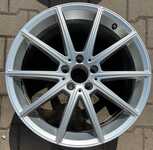 Alu kolo originál MERCEDES 5x112x66.5 Přední 8.5x19" ET55 a Zadní 8.5x19" ET42 + čidla tlaku TPMS