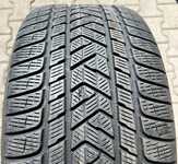 Alu kolo originál MERCEDES 5x112x66.5, Přední 10x21" ET52 a Pirelli Scorpion Winter 275/45 R21 110V XL MO 90%, Zadní 11x21" ET38 a Pirelli Scorpion Winter 315/40 R21 111V MO 90% + čidla tlaku TPMS