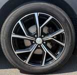 PEUGEOT 3008 jsme obuli na Alu kolo PLATIN 7.5x18" 5x108x65 ET49 a Yokohama BluEarth E70BZ 225/55 R18 98H