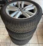 Alu kolo originál AUDI 9x20" ET33, 5x112x66.5 a Nokian WR SUV 4 285/45 R20 112V XL 80%