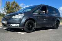 FORD GALAXY jsme obuli na Alu kolo DEZENT 7x16" ET48, 5x108x63.3 a Continental WinterContact TS 830 P 215/60 R16 99H XL ContiSeal