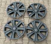 Alu kola originál TESLA 5x120x64 Přední 9.5x19" ET40 a Pirelli P Zero Winter 255/45 R19 104V XL 80% , Zadní 10.5x19" ET45 a Pirelli P Zero Winter 285/40 R19 107V XL 70% + čidla tlaku TPMS + Poklice